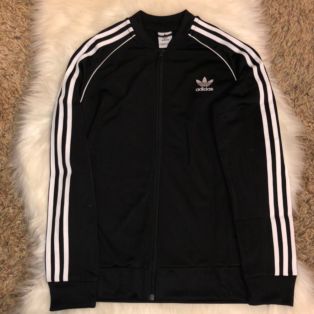 🌟PRICE DROP ! 🌟NWOT Adidas Sweater size small